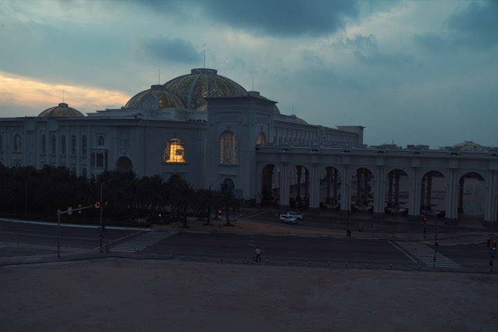 abu dhabi qasr watan