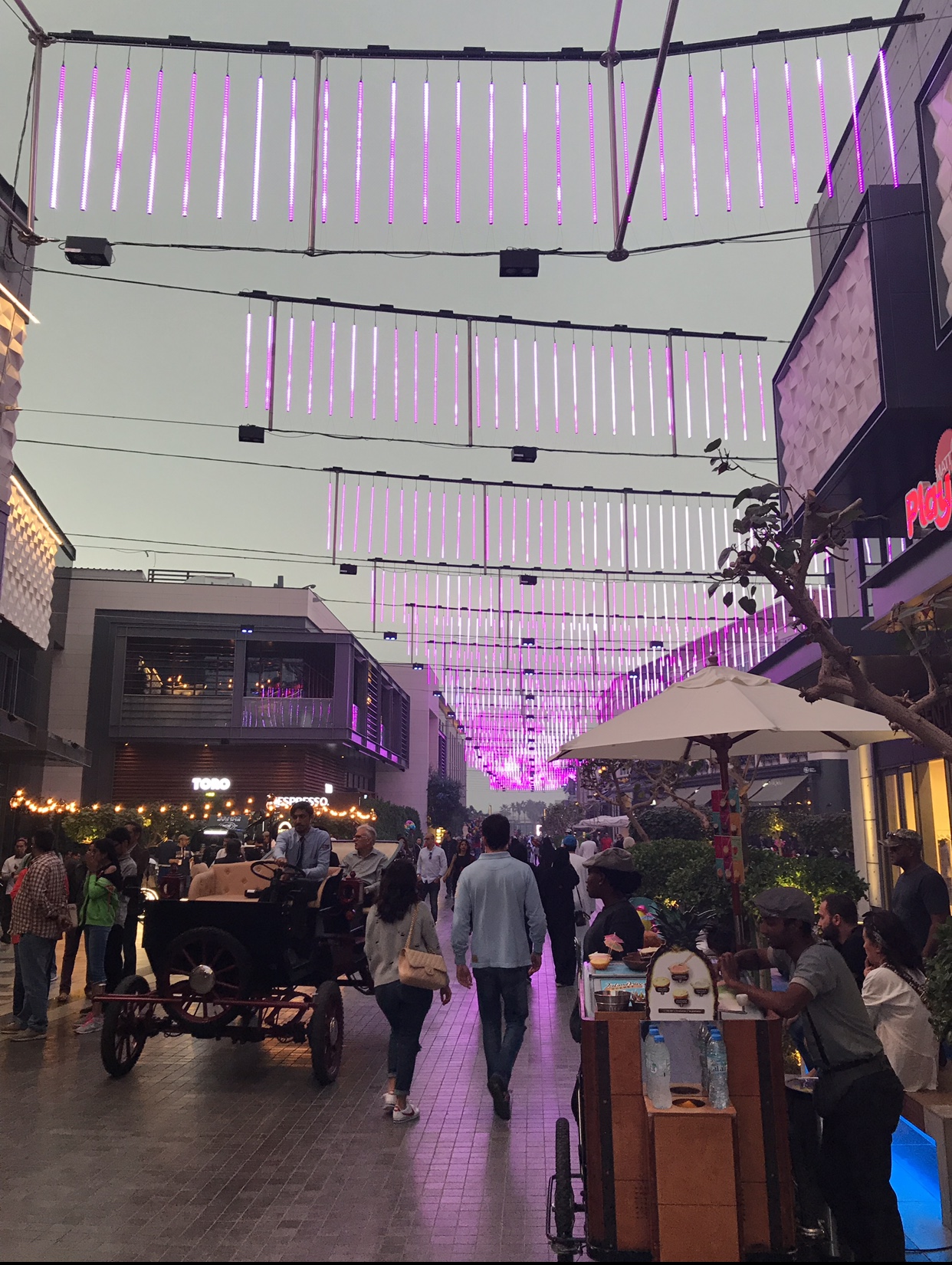 City Walk — photograph by Abrar Alnasheet, CC BY-SA 4.0, via Wikimedia Commons